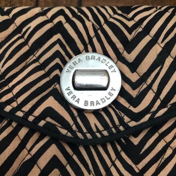 Vera Bradley Your Turn Smartphone Wristlet - Picture 4 of 9